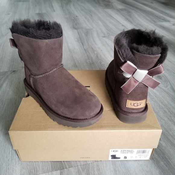 mini bailey bow ii genuine shearling bootie